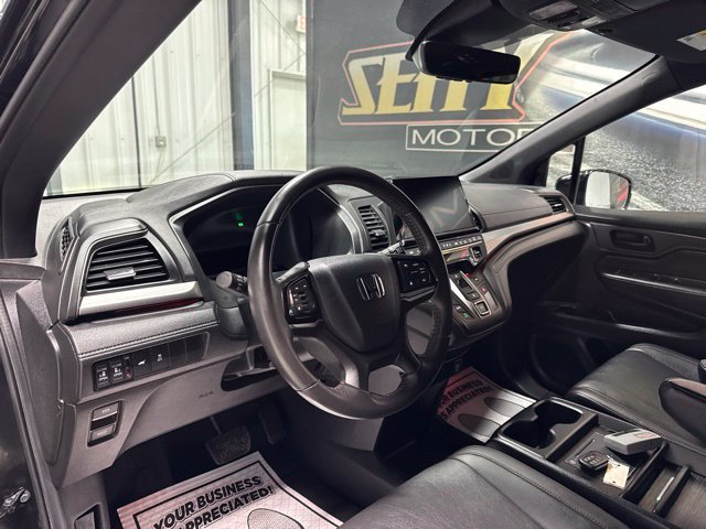 Used 2025 Honda Odyssey Sport-L image 6