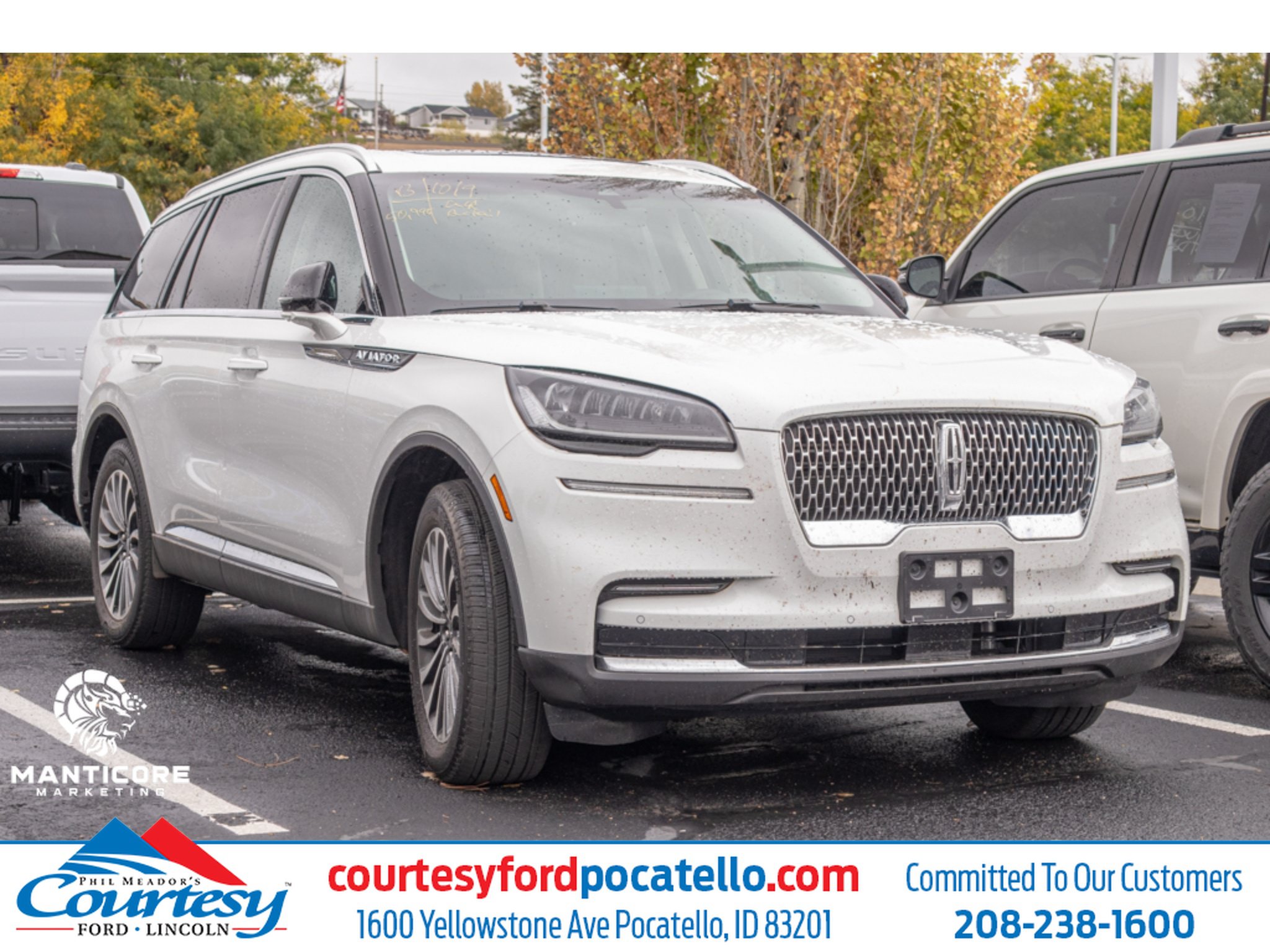 Used 2024 Lincoln Aviator AWD w/ Premium Package image 1