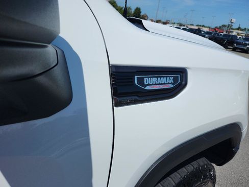Certified 2024 GMC Sierra 1500 AT4X AWD/4WD image 8