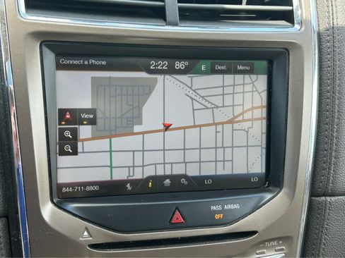 Used 2015 Lincoln MKX FWD w/ Equipment Group 102A image 32
