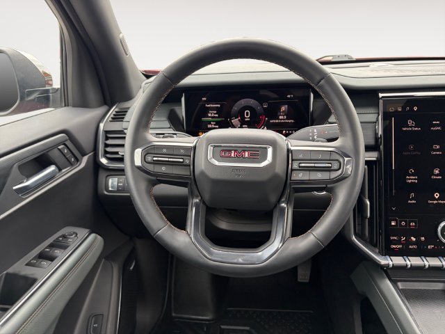 Used 2026 GMC Acadia AT4 w/ Luxury Package AWD/4WD image 13