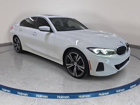 Used 2024 BMW 330i Sedan w/ Convenience Package RWD image 4
