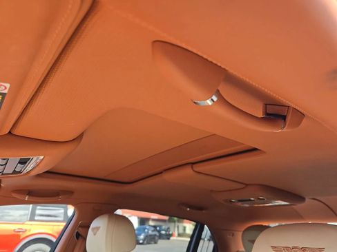 Used 2018 Bentley Flying Spur V8 AWD/4WD image 8