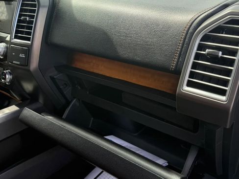 Used 2016 Ford F150 Limited w/ Trailer Tow Package image 31