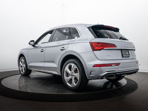 Certified 2023 Audi Q5 2.0T Premium Plus w/ Premium Plus Package AWD/4WD image 5