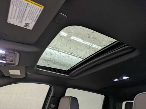 Used 2022 GMC Sierra 1500 Denali w/ Denali Reserve Package image 21