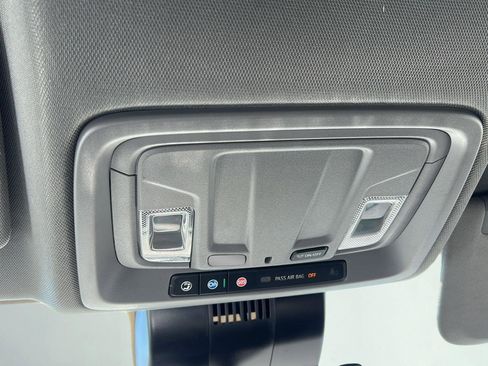 Used 2024 Chevrolet Silverado 2500 LT image 21