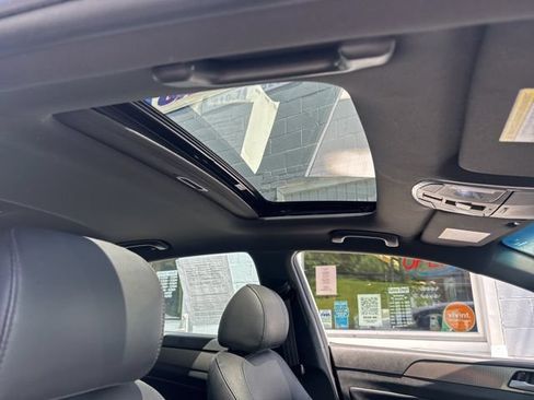 Used 2018 Hyundai Sonata Sport FWD image 8