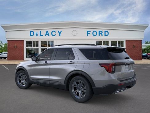 New 2026 Ford Explorer Active AWD/4WD image 5