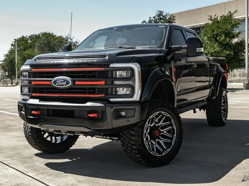 Used 2024 Ford F250 Lariat w/ Lariat Ultimate Package AWD/4WD image 6