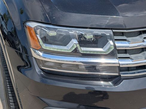 Used 2018 Volkswagen Atlas SE AWD/4WD image 10
