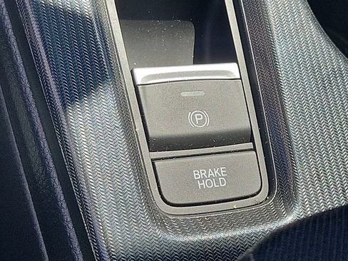 Used 2025 Honda Civic Sport image 25