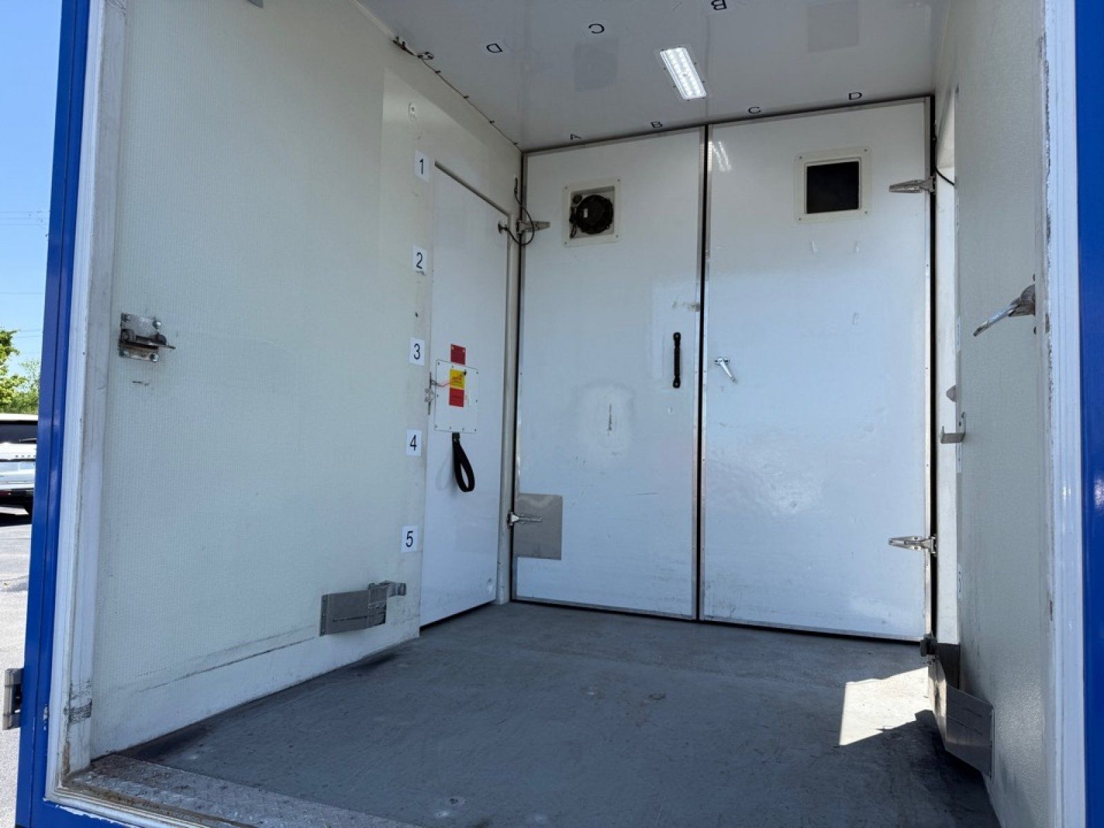 Used 2023 Ford Transit 350 w/ Upfitter Package RWD image 33