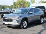 Used 2025 Chevrolet Trax LS w/ LS Convenience Package image 2