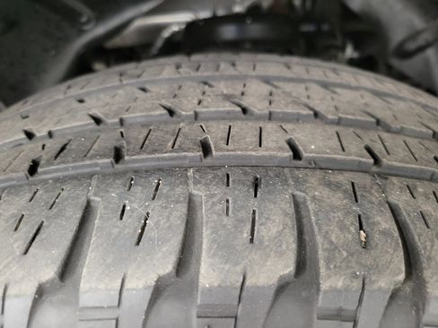Used 2022 RAM 1500 Laramie AWD/4WD image 4