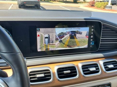 Used 2022 Mercedes-Benz GLS 450 4MATIC image 29