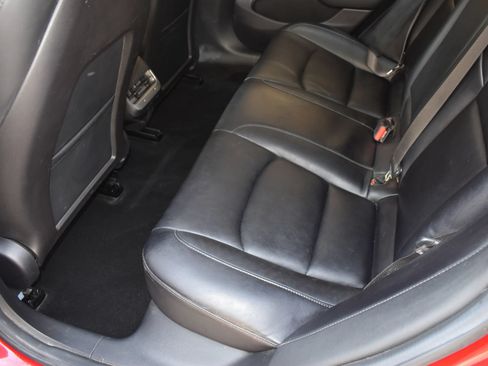 Used 2019 Tesla Model 3 Standard Range Plus RWD image 9