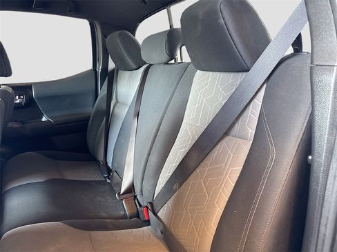 Used 2023 Toyota Tacoma TRD Off-Road image 22