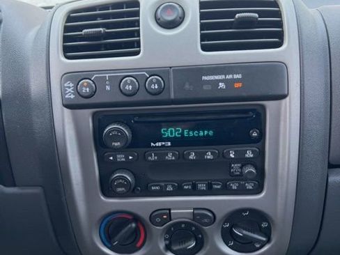 Used 2006 Chevrolet Colorado LT w/ LT Preferred Equipment Group image 12