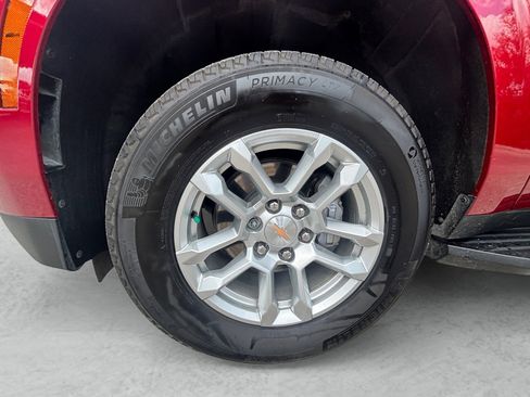 Used 2025 Chevrolet Tahoe LS RWD image 27