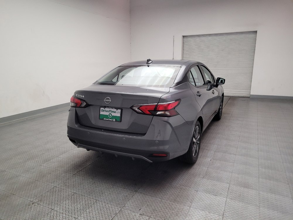 Used 2025 Nissan Versa SV FWD image 7