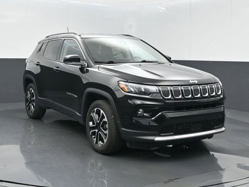 Certified 2022 Jeep Compass Limited image 1