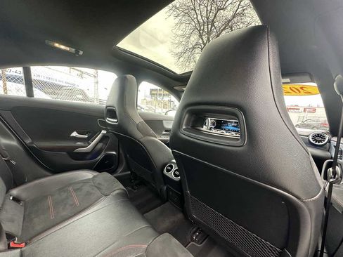 Used 2023 Mercedes-Benz CLA 250 4MATIC image 33