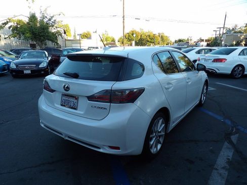 Used 2012 Lexus CT 200h Premium image 3