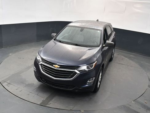Used 2019 Chevrolet Equinox LS w/ LS Convenience Package image 34