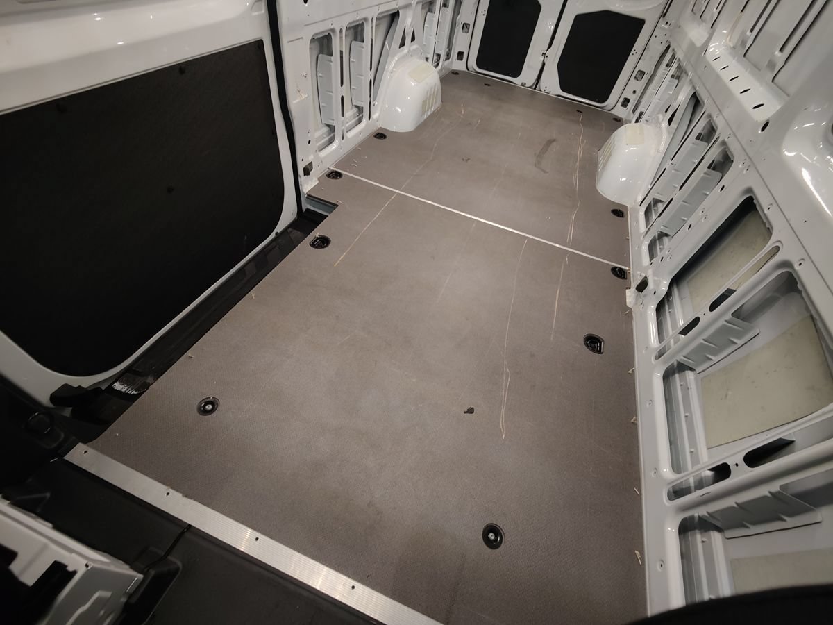 Used 2023 Mercedes-Benz Sprinter 2500 image 46