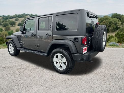 Used 2017 Jeep Wrangler Unlimited Sport w/ Quick Order Package 24S AWD/4WD image 8