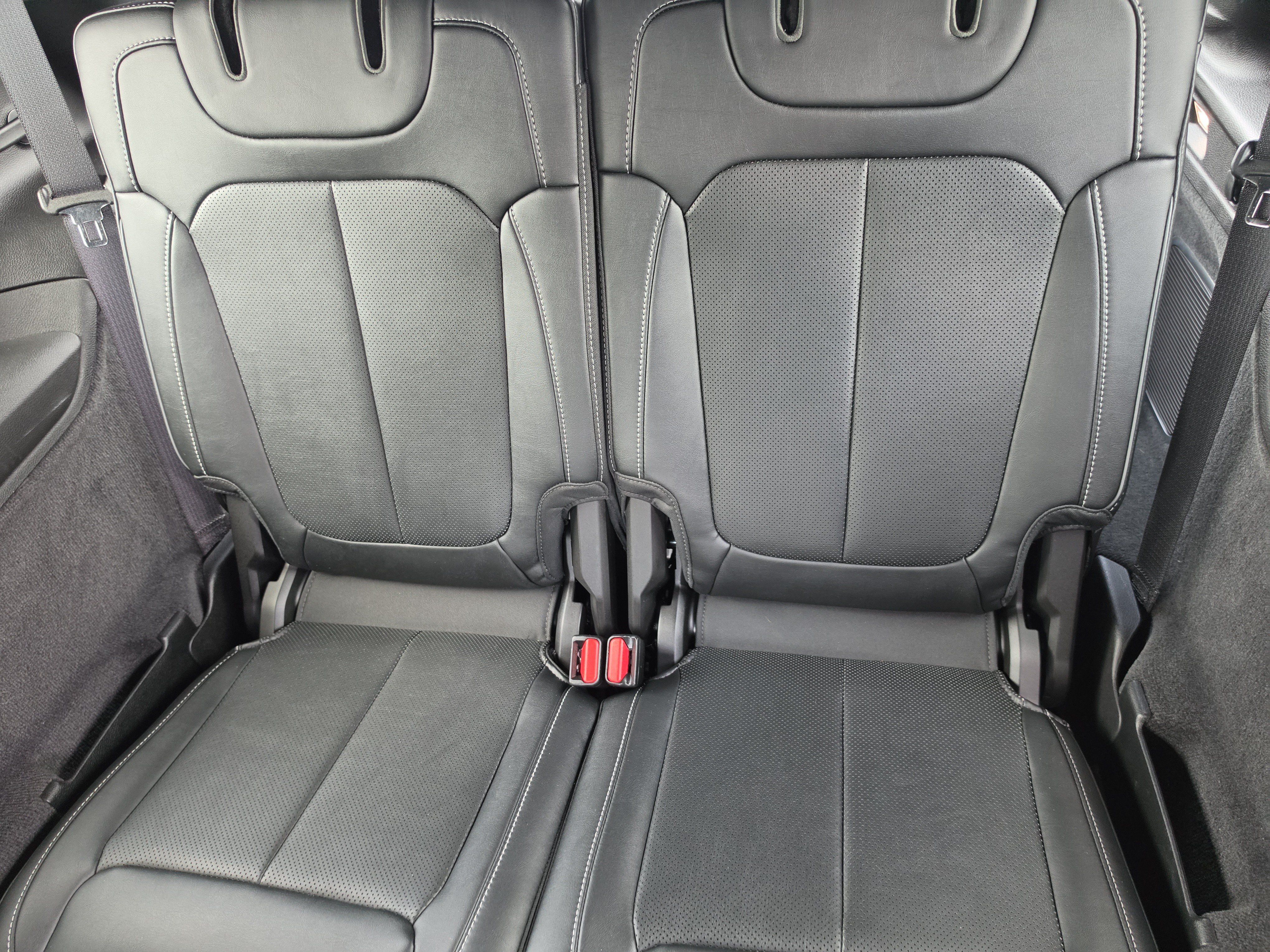 Used 2024 Jeep Grand Cherokee L Overland AWD/4WD image 18