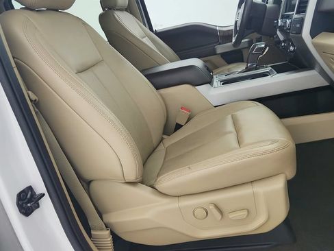 Used 2019 Ford F150 Lariat RWD image 33