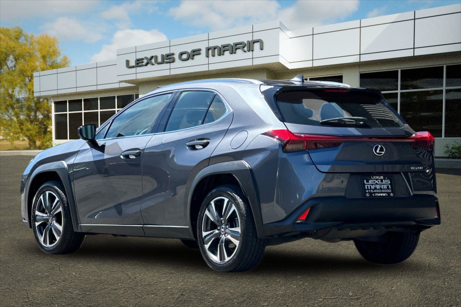 Used 2022 Lexus UX 200 w/ Accessory Package (Z2) FWD image 3