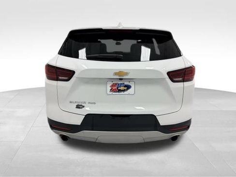 Certified 2025 Chevrolet Blazer LT AWD/4WD image 3