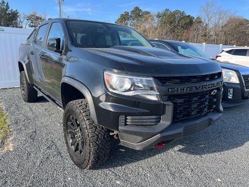 Used 2022 Chevrolet Colorado ZR2 w/ ZR2 Midnight Special Edition image 7