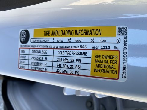 Used 2026 Chevrolet Equinox RS FWD image 38