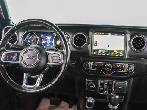 Used 2021 Jeep Wrangler Unlimited Sahara image 19
