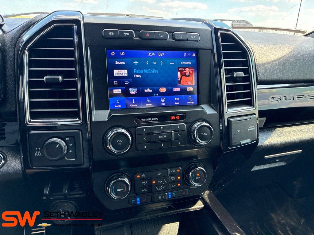 Used 2021 Ford F250 Lariat w/ Lariat Ultimate Package AWD/4WD image 16