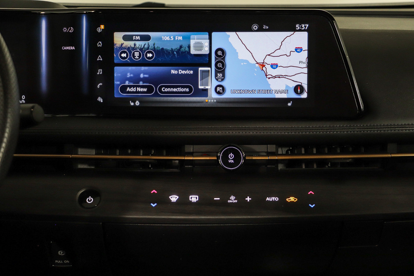 Used 2024 Nissan Ariya FWD image 14