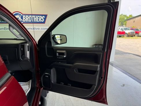 Used 2017 GMC Sierra 1500 SLT AWD/4WD image 31