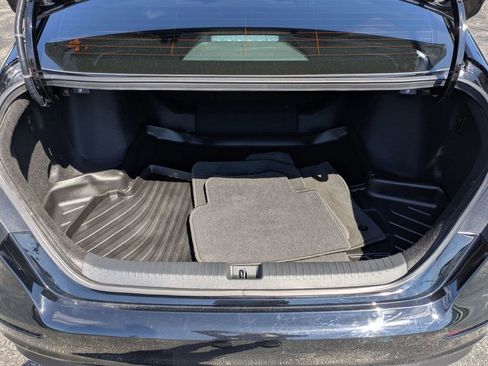 Used 2024 Honda Accord Sport image 8