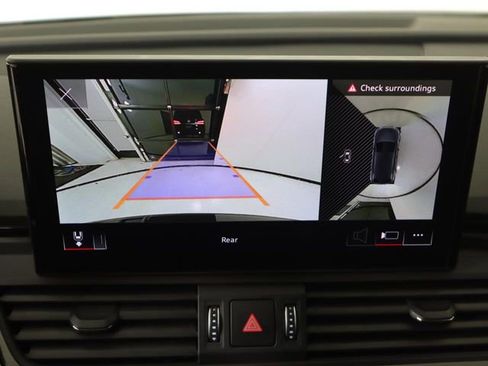 Certified 2025 Audi Q5 2.0T Premium Plus w/ Premium Plus Package image 18