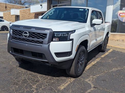 New 2026 Nissan Frontier SV AWD/4WD image 9