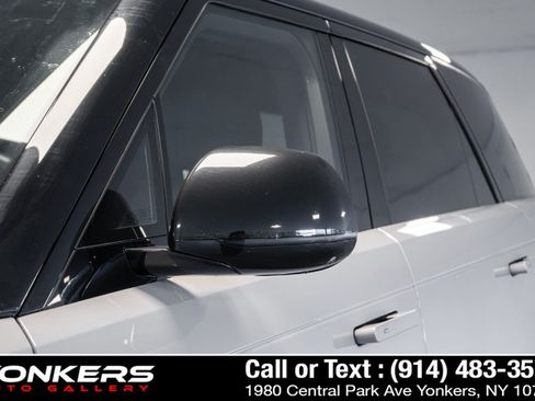 Used 2024 Land Rover Range Rover Sport Dynamic SE AWD/4WD image 16