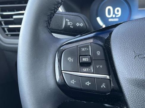 Certified 2024 Ford Escape Platinum AWD/4WD image 29