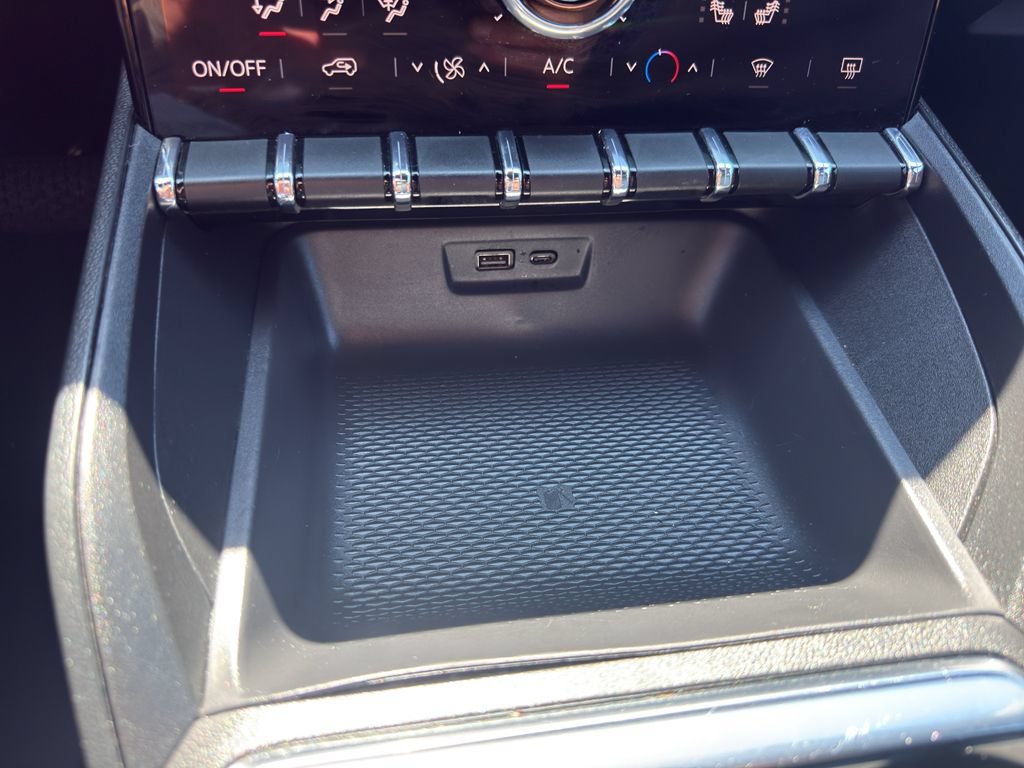 Certified 2025 GMC Terrain Elevation AWD/4WD image 21