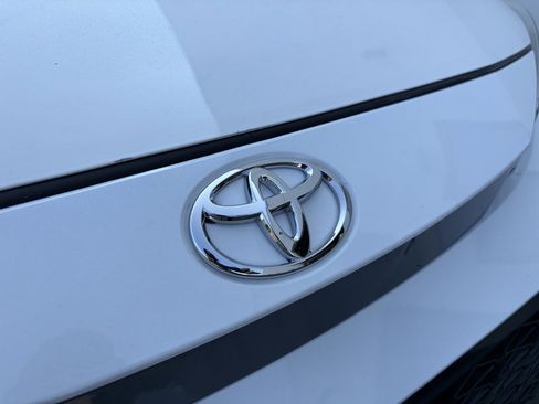 Used 2025 Toyota Corolla FX w/ Convenience Package FWD image 35