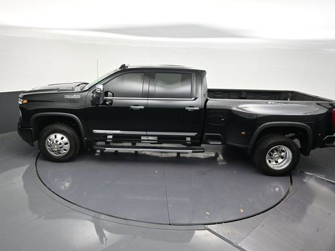 Used 2026 Chevrolet Silverado 3500 High Country w/ High Country Premium Package AWD/4WD image 20
