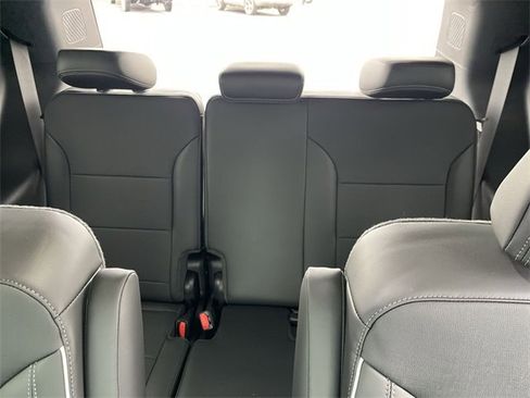 New 2026 Buick Enclave Preferred w/ Power Package image 24